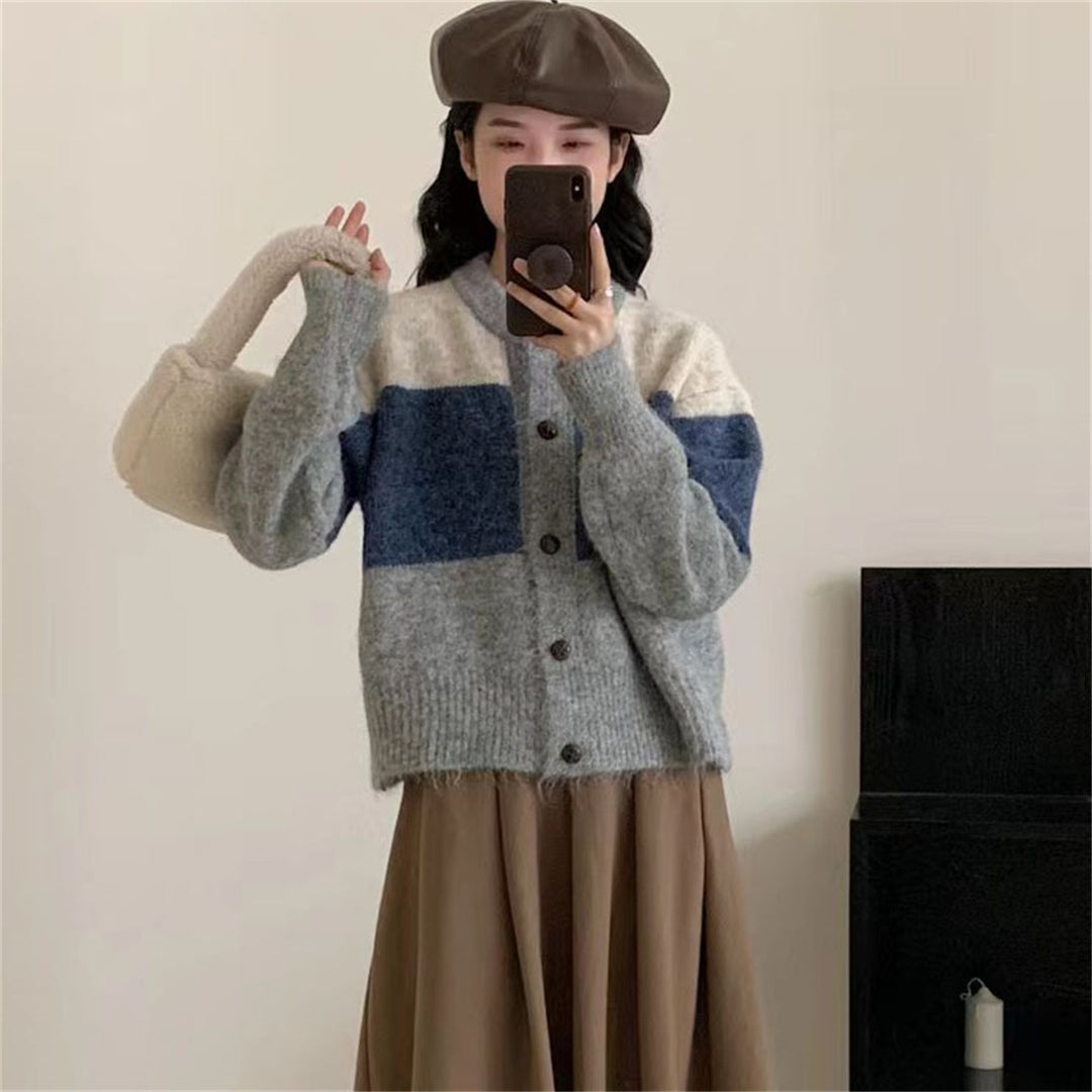 Damen Gemusterte Strickjacke mit Knopfleiste und überschnittenen Schultern EB