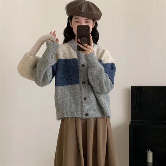 Damen Gemusterte Strickjacke mit Knopfleiste und überschnittenen Schultern EB