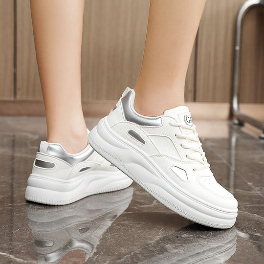 Damen Sportliche Sneakers mit ergonomisch dämpfender Sohle und modischen Elementen EB