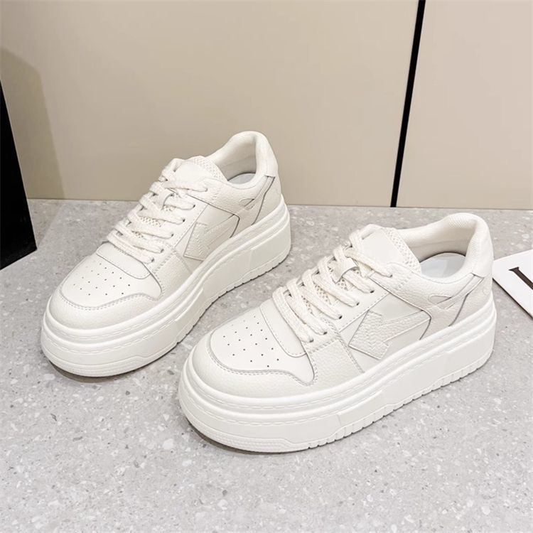 Damen Sneaker mit hohem Plateau und sportlichem Design EB