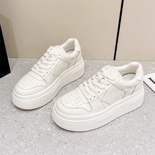 Damen Sneaker mit hohem Plateau und sportlichem Design EB