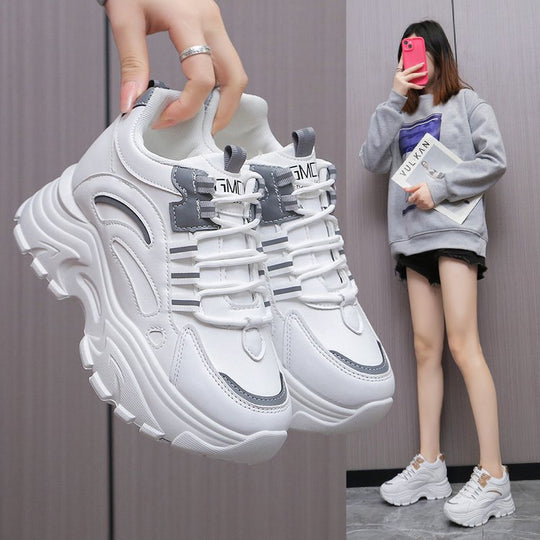 Damen Sportliche Sneakers mit innovativem Schnürsystem und federleichter Dämpfung EB