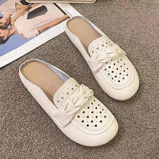 Damen Modische Clogs mit bequemem Knopfdetail EB