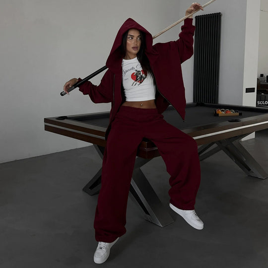 Damen lässiges Zip-Lounge-Set mit übergroßer Kapuzenjacke und taillierter Relax-Jogginghose Eichborn Berlin