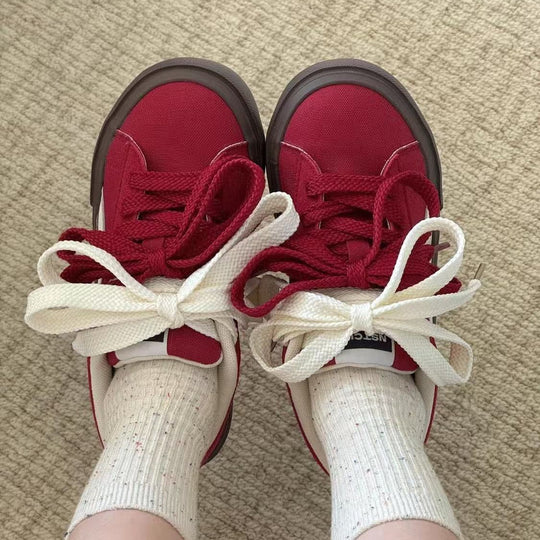 Damen Sportliche Sneakers mit klassischem Design und atmungsaktiver Oberflächenstruktur EB