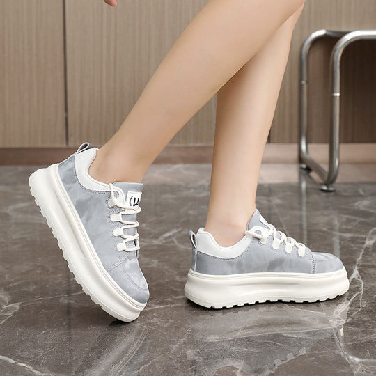 Damen Komfort-Sneaker mit dämpfendem Sohlenprofil und atmungsaktiver Obermaterialstruktur EB