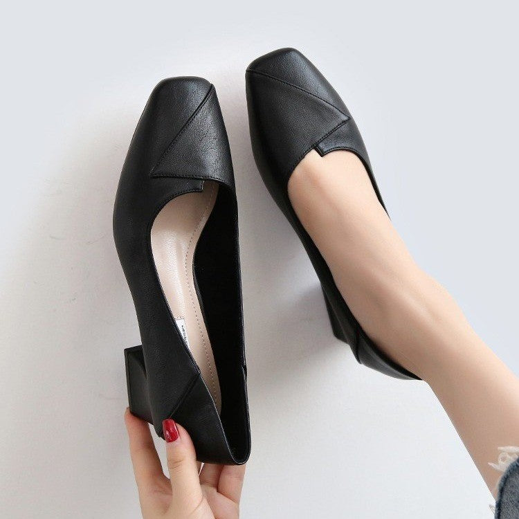 Damen Elegante Pumps mit modernem, spitzen Design und blockierten Absatz EB