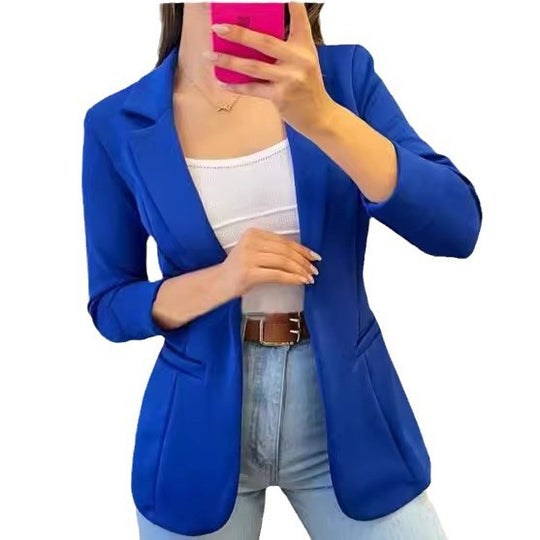 Damen eleganter Blazer mit tailliertem Schnitt und praktischen Taschen EB