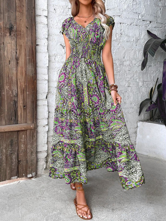 Damen Elegantes Maxikleid mit Floral- und Smock-Detail EB