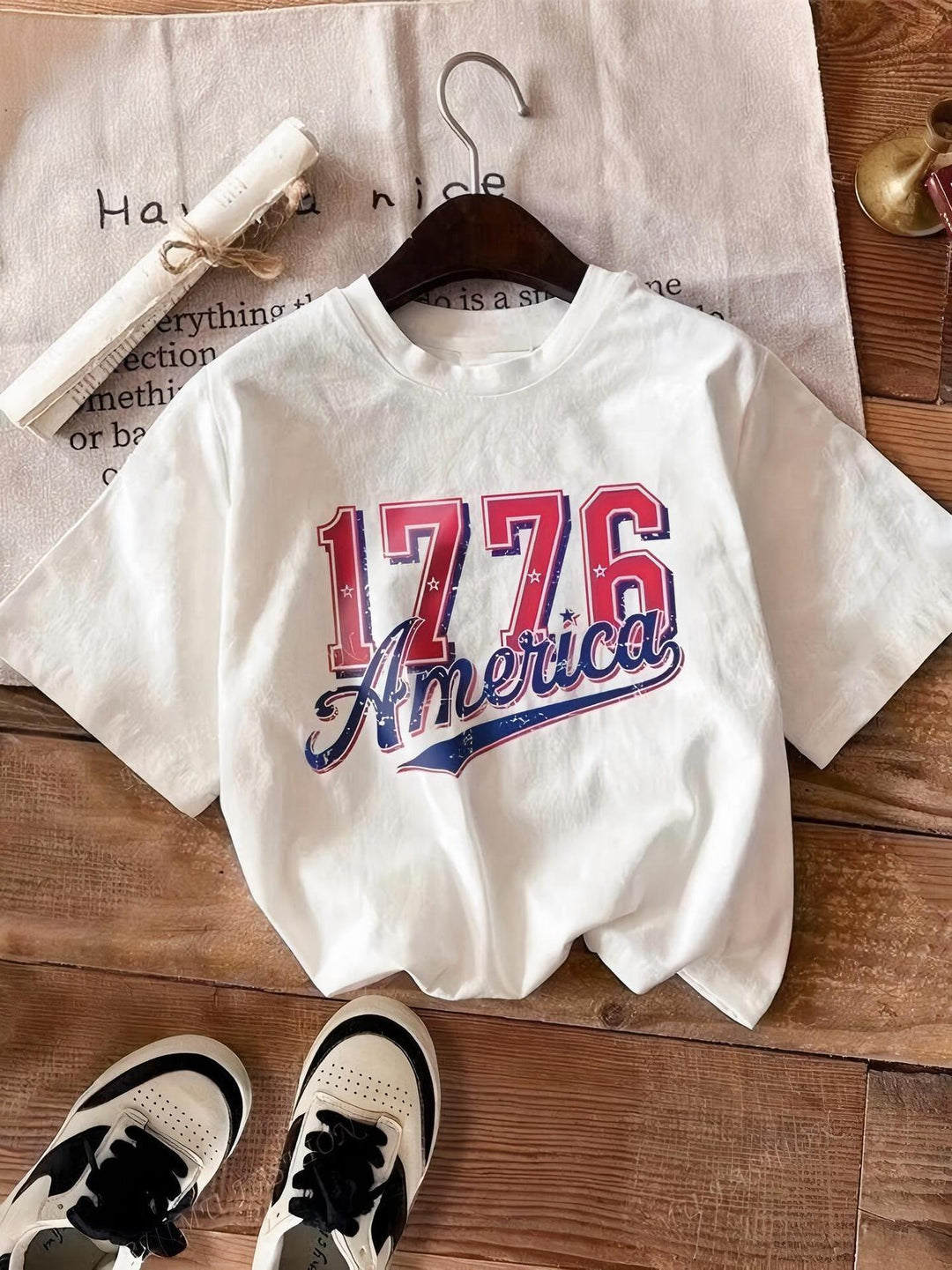Damen lässiges T-Shirt mit auffälligem Vintage-Print EB