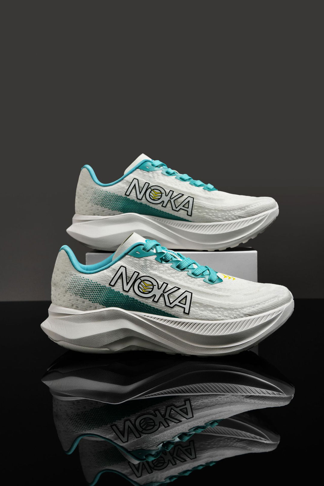 Unisex leichte Straßenlauf-Sneaker mit hochdynamischer Rebound-Zwischensohle und atmungsaktivem Strickoberteil EB