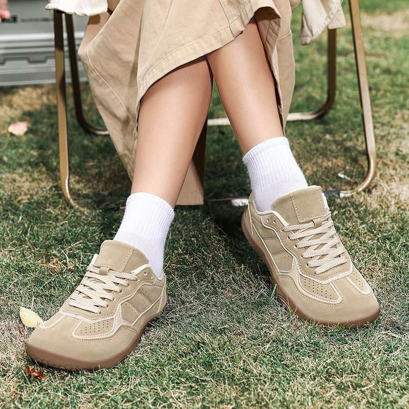 Damen Freizeitsneaker mit hochwertigem Wildleder-Obermaterial und atmungsaktiver Sohle EB