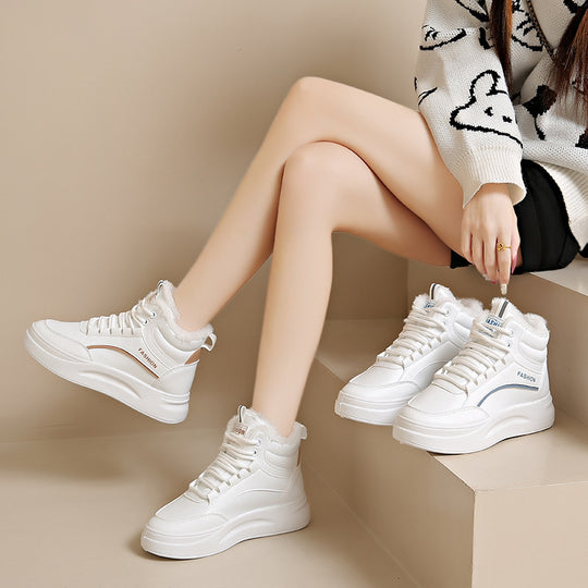 Damen High-Top Sneakers mit warm gefüttertem Kragen und rutschfester Sohle EB