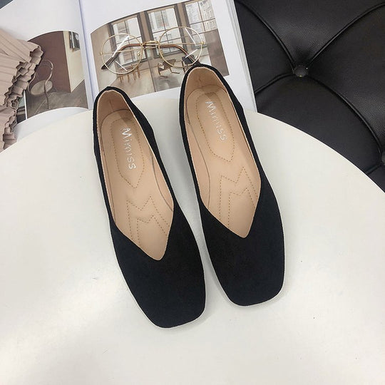 Damen Ballerinas aus Veloursleder mit elegantem V-Ausschnitt EB