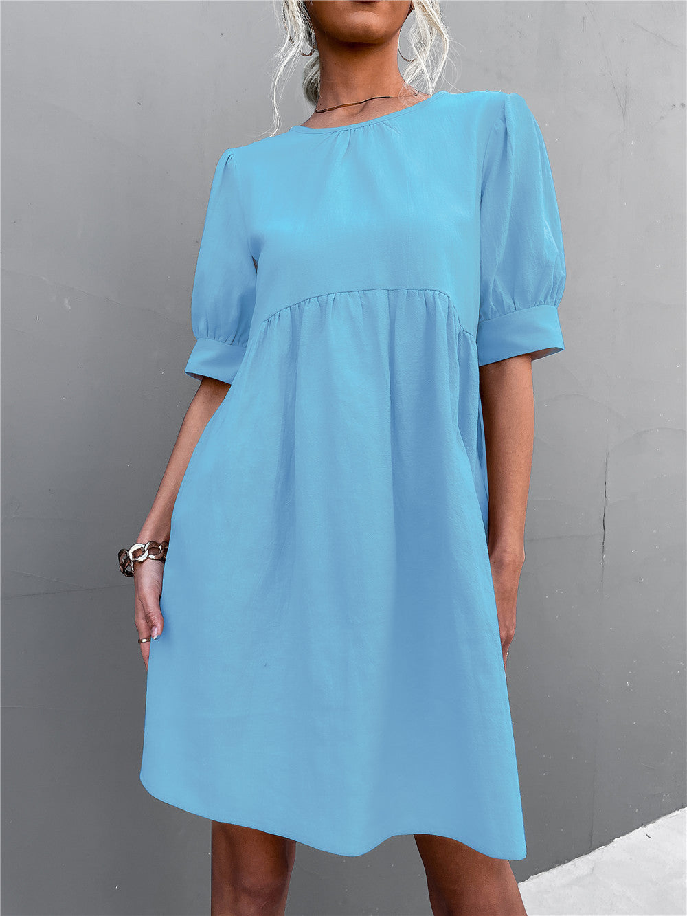 Damen lässiges Kurzarmkleid mit elastischem Bund und voluminösen Ärmeln EB