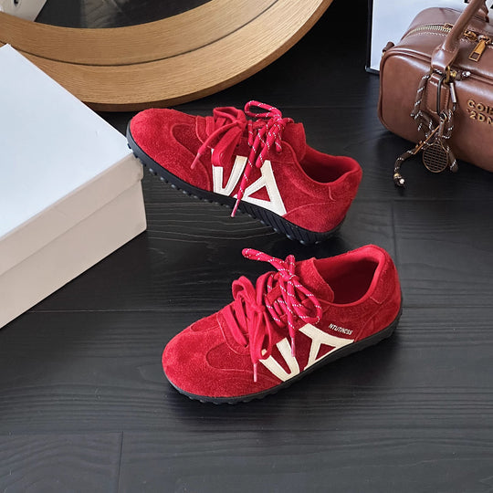 Damen Sportliche Wildledersneaker mit modischem Design und innovativem Dämpfungssystem EB