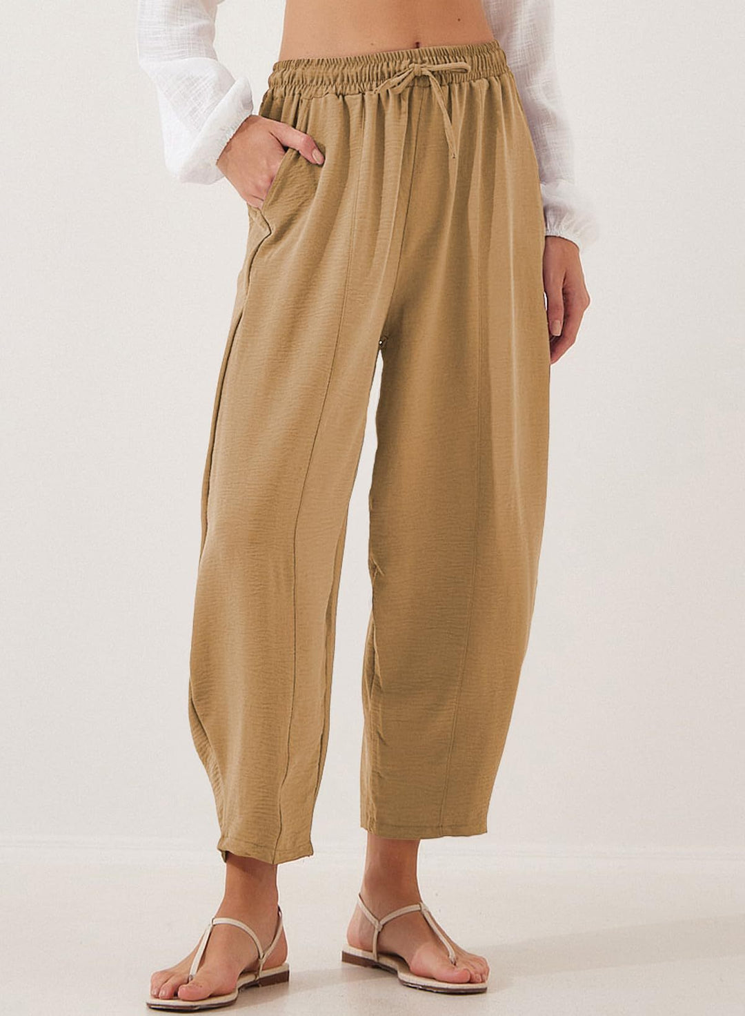 Damen bequeme Freizeithose aus leichtem Stoff mit elastischem Bund und Seitentaschen EB