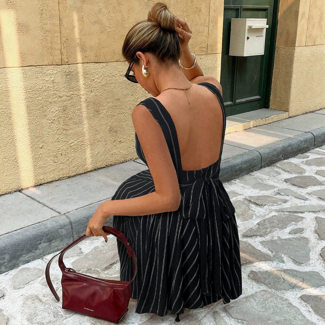 Damen Freizeitkleid mit lässigem Schnitt und gestreiftem Design EB