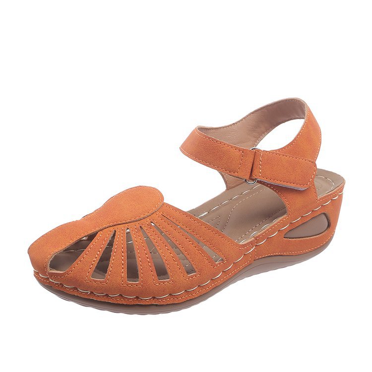 Damen Sandalen mit verstellbarem Riemen und durchbrochenem Design EB