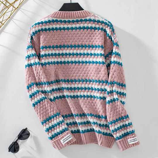 EB | Gestreifter Strickpullover Mit Modernem Stil