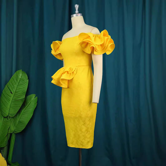 Damen figurbetontes Cocktailkleid mit voluminösen Rüschenärmeln EB