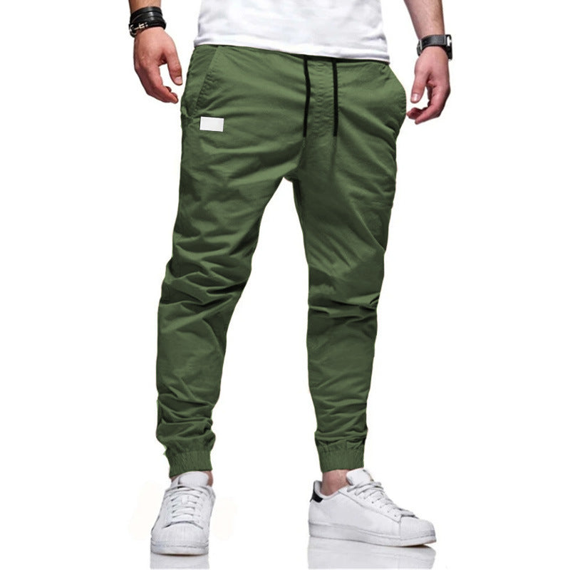 Herren nan funktionale Cargo-Joggerhose mit schmal zulaufendem Bein, elastischem Bund und eingelassenen Reißverschlusstaschen EB