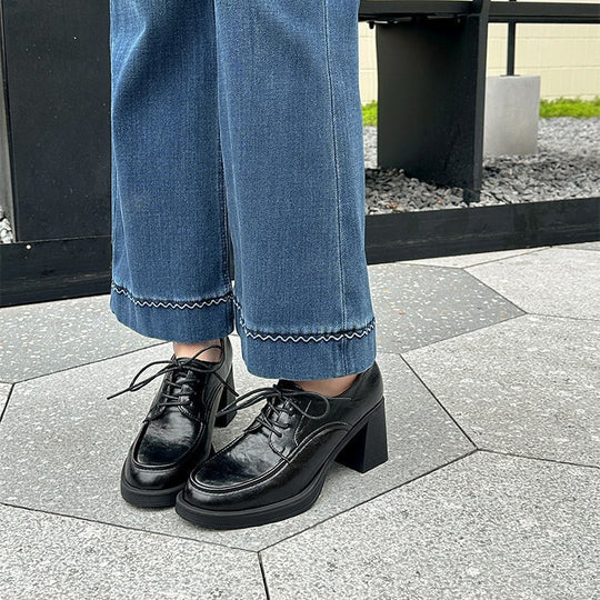 Damen Schnürschuhe mit elegantem Blockabsatz und modischem Finish EB