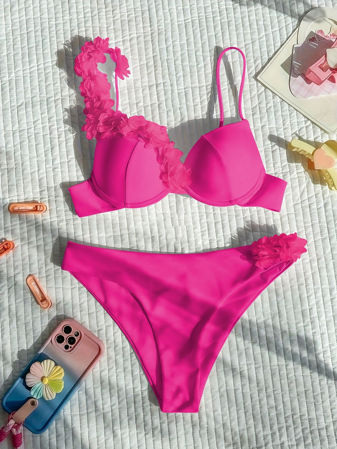 Damen Triangel-Bikini mit farbenfrohen Blumenakzenten EB