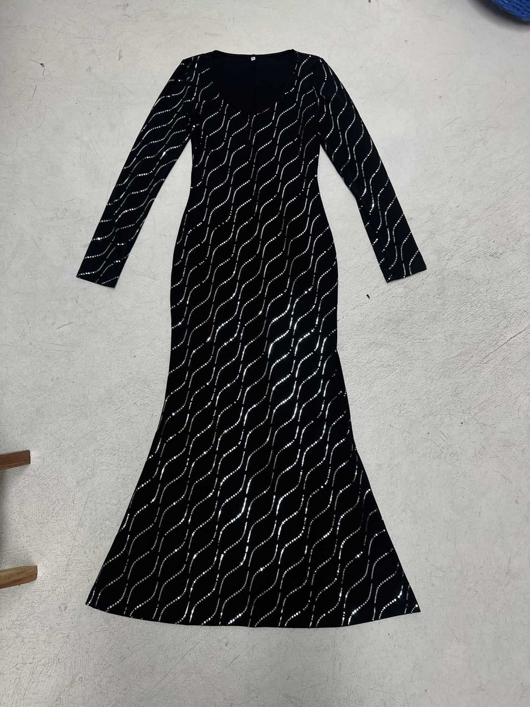 Damen nan langärmeliges Bodycon-Mermaid-Abendkleid mit Wellen-Strassbesatz EB