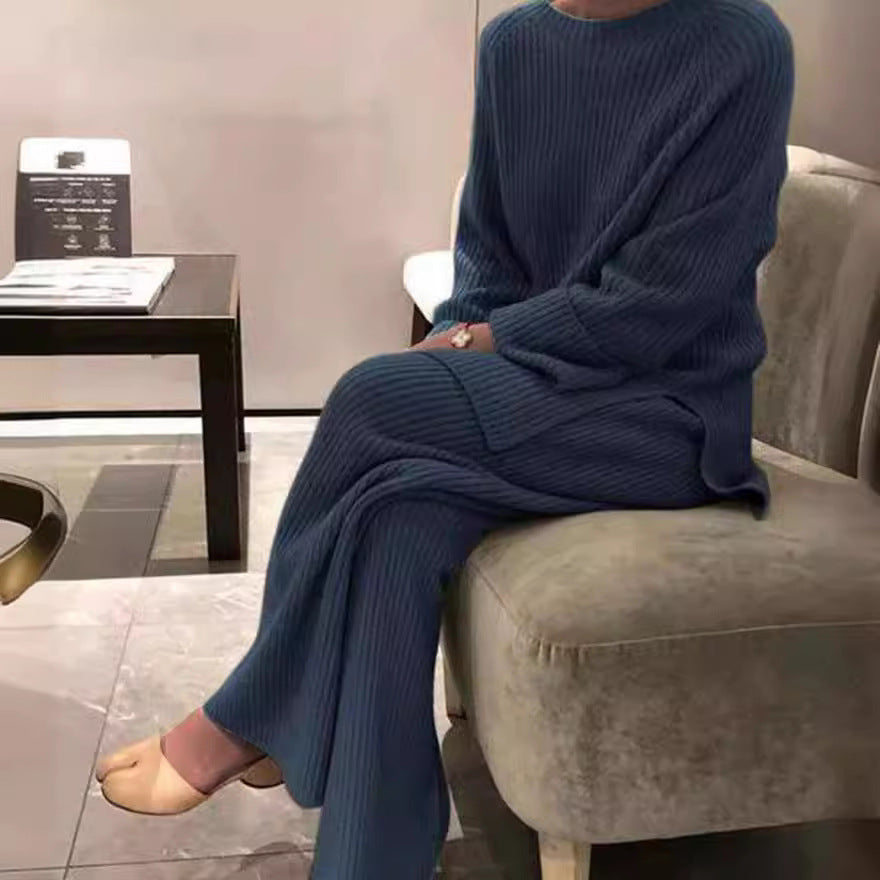 Damen Strickanzug mit luxuriösem Rippenmuster EB