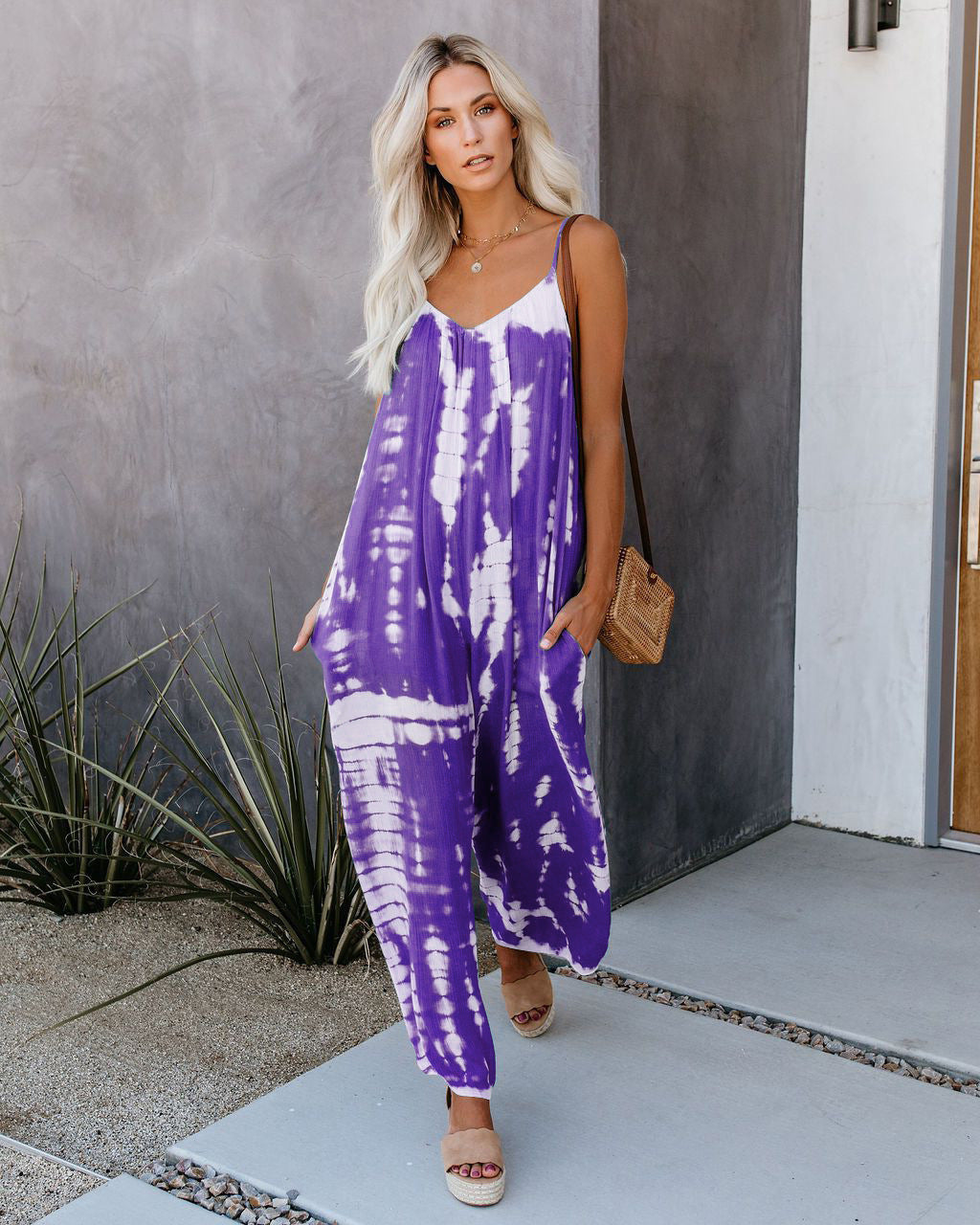 Damen Lässiger Maxijumpsuit aus leichtem Stoff mit Tie-Dye-Muster EB