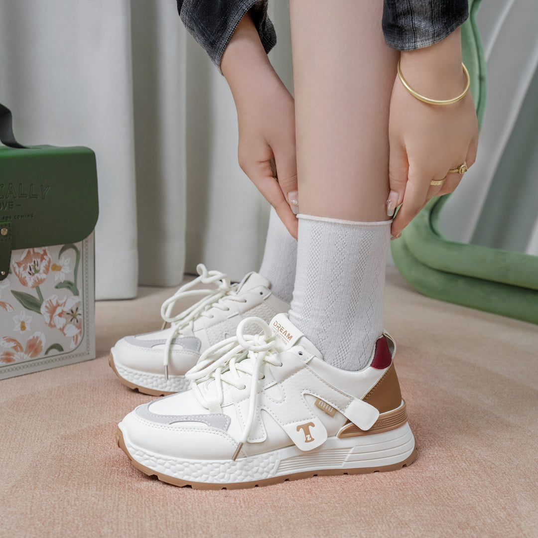Damen Sportliche Sneakers mit atmungsaktivem Obermaterial und dämpfender Sohle EB