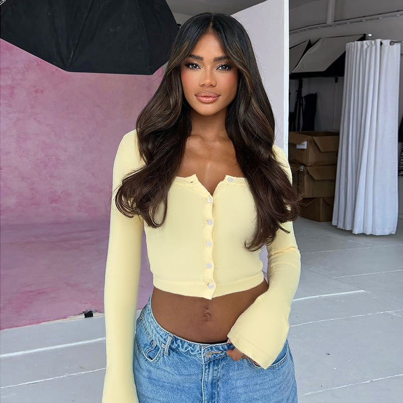 Damen Cropped Langarmshirt mit Knopfleiste und weitem Ausschnitt EB