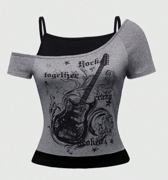 Damen Asymmetrisches Rock-T-Shirt mit grafischem Druck EB