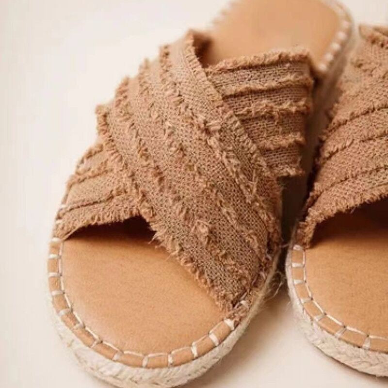 Damen Freizeitsandalen aus hochwertigem, atmungsaktivem Material mit elegantem Textilüberzug EB