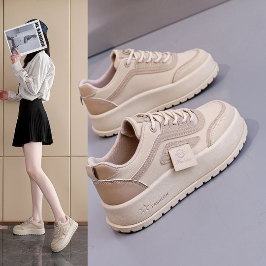 Damen Plattform Sneakers mit modischem Design und hohem Tragekomfort EB