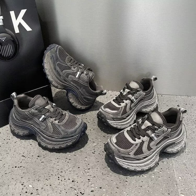 Damen Sportliche Chunky Sneakers mit rutschfester Sohle und atmungsaktiver Mesh-Konstruktion EB