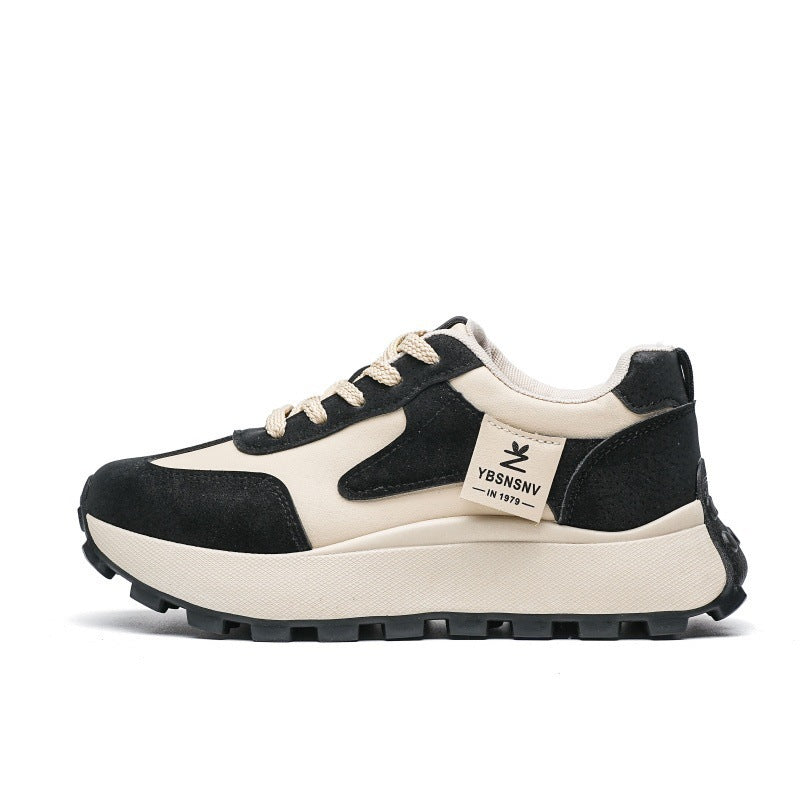 Damen Sportliche Sneaker mit atmungsaktiven Mesh-Einsätzen und dämpfender Sohle EB