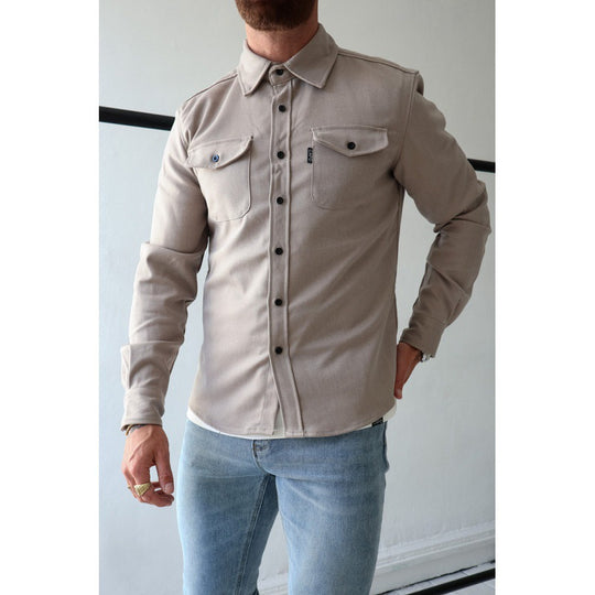 Herren Hemdjacke mit Brusttaschen und taillierter Passform EB