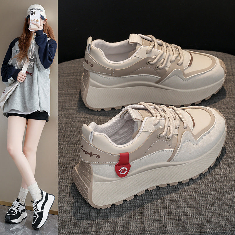 Damen sportliche Sneakers mit innovativem Dämpfungssystem und rutschfester Sohle EB