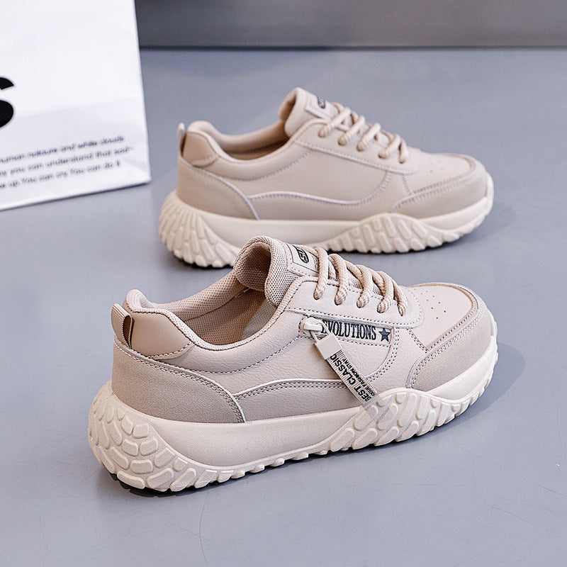 Damen Sportliche Sneakers mit robuster Profilsohle und atmungsaktiver Struktur EB