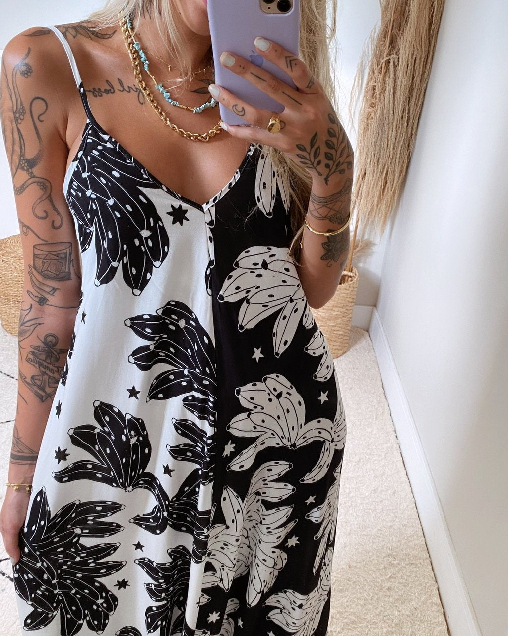Damen Maxikleid mit floralem Muster und tiefem V-Ausschnitt EB