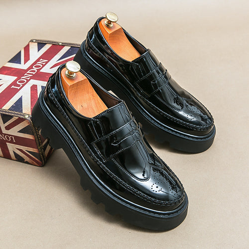 Damen lässige Slipper mit glänzender Lackoberfläche und robuster Sohle EB