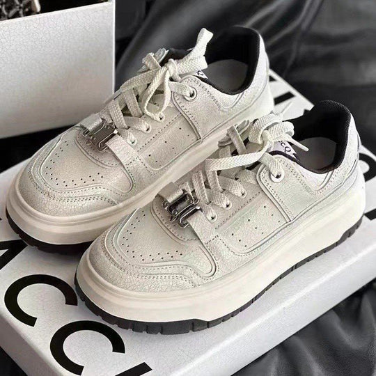 Damen Trendige Sneaker mit robuster Plateau-Sohle und modischem Schnallen-Design EB