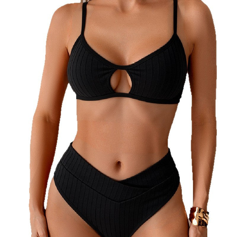 Damen Hochgeschnittener Bikini mit modischem Schlüssel-Ausschnitt EB