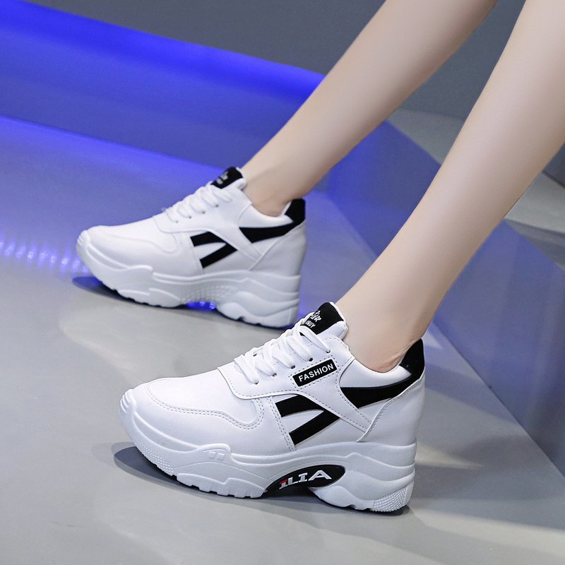 Damen modische Sneakers mit hoher Plateau-Sohle und sportlichem Design EB