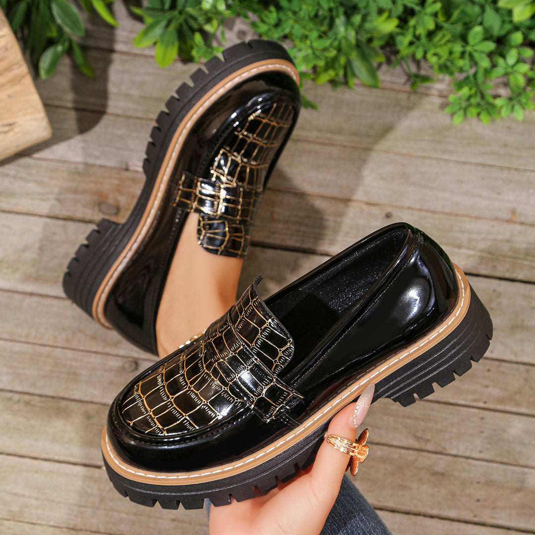 Damen Loafers mit glattem Obermaterial und robustem Profilsohle EB