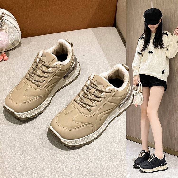 Damen Sportliche Sneaker mit flauschigem Innenfutter und rutschfester Sohle EB