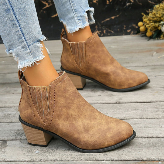 Vintage Stiefeletten mit dicken Absätzen EB