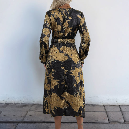 Damen Wickel-Midikleid mit Metallic-Effekt, abstraktem Print, Taillenring und hohem Beinschlitz EB